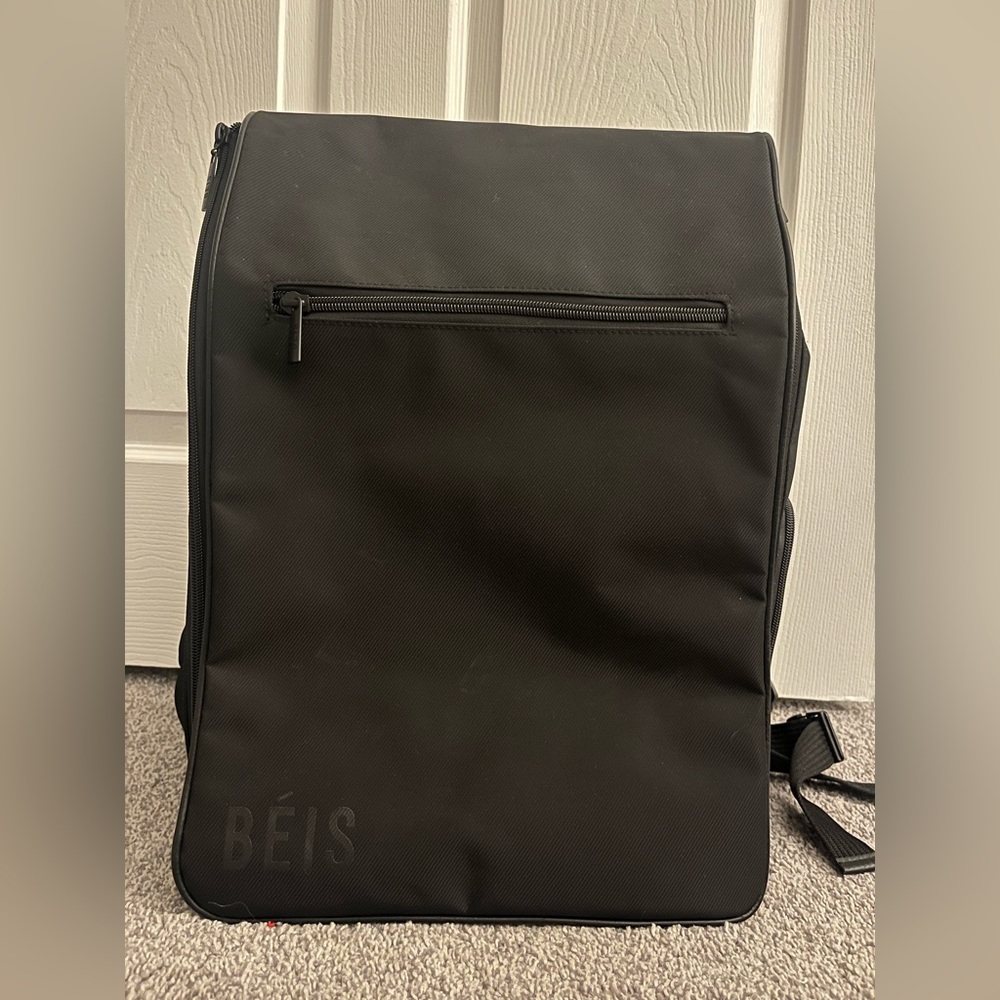 COPY - NEW Beis The Hanging Backpack in Black with tags